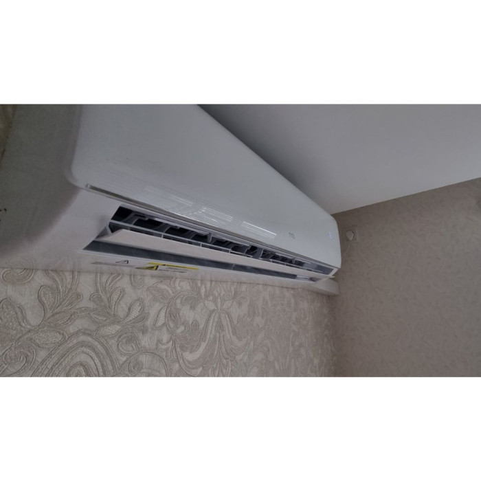 Кондиціонер TCL TAC-12CHSD/XAB1I Inverter R32 WI-FI Ready